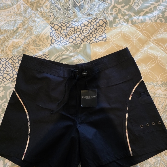 Burberry Pants - Burberry Women's Black Cargo Shorts